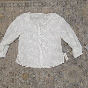 Commense White Floral Blouse with Button Accents